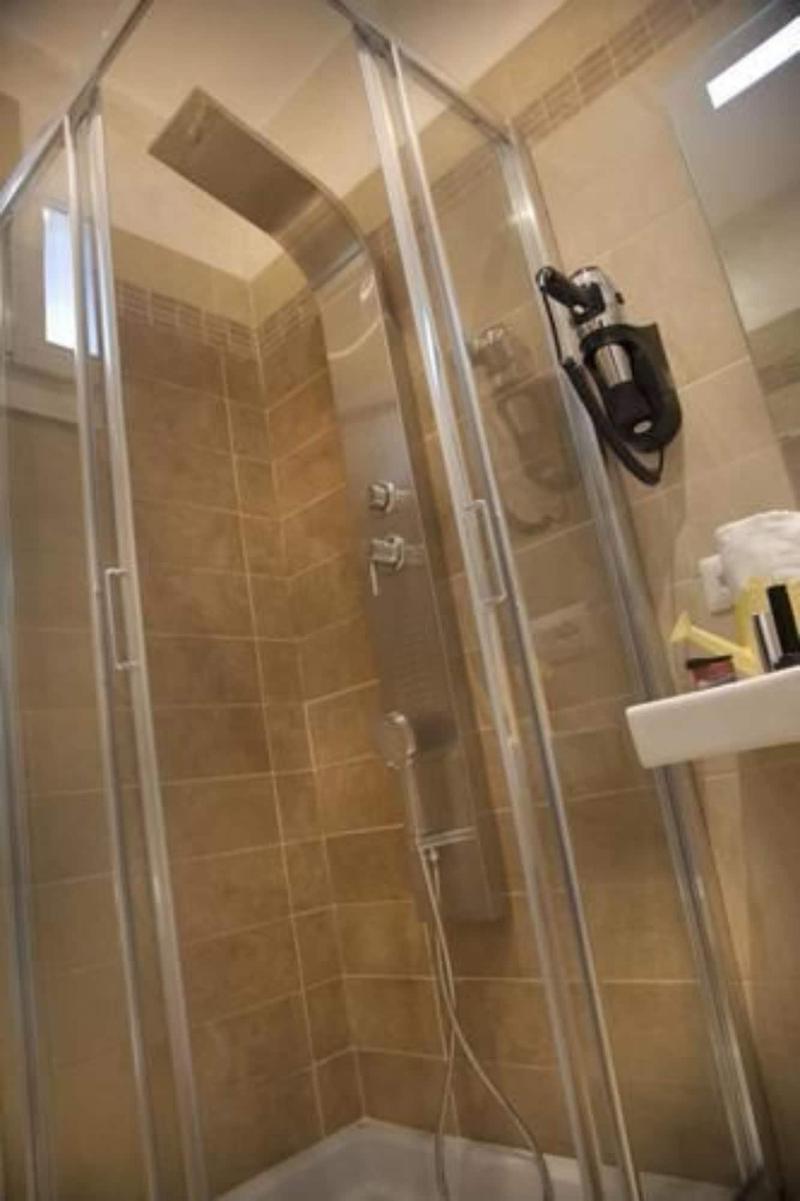Marina Beach Suite Hotel Римини Экстерьер фото